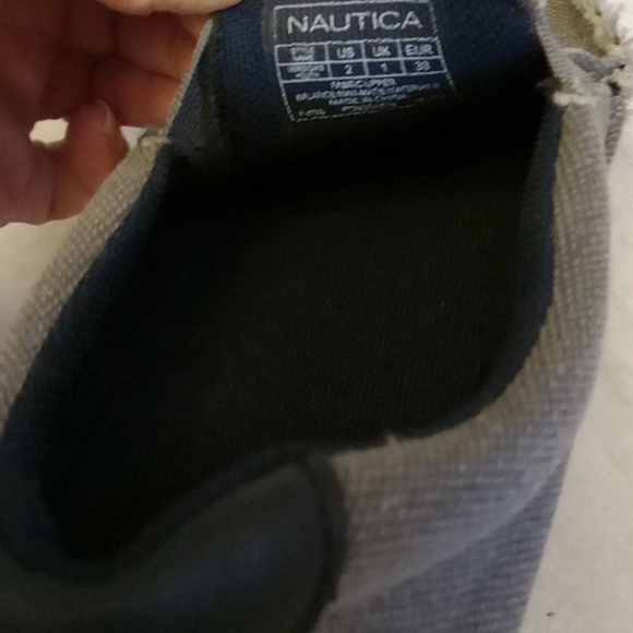 Nautica  canvas size 2 grey slip ons - Picture 6 of 6